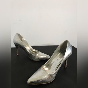 Rampage Silver “Nicki” Heels Size 8